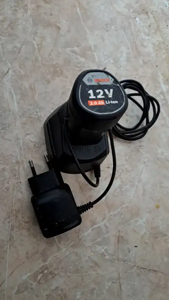 Charger BOSCH 12 V
