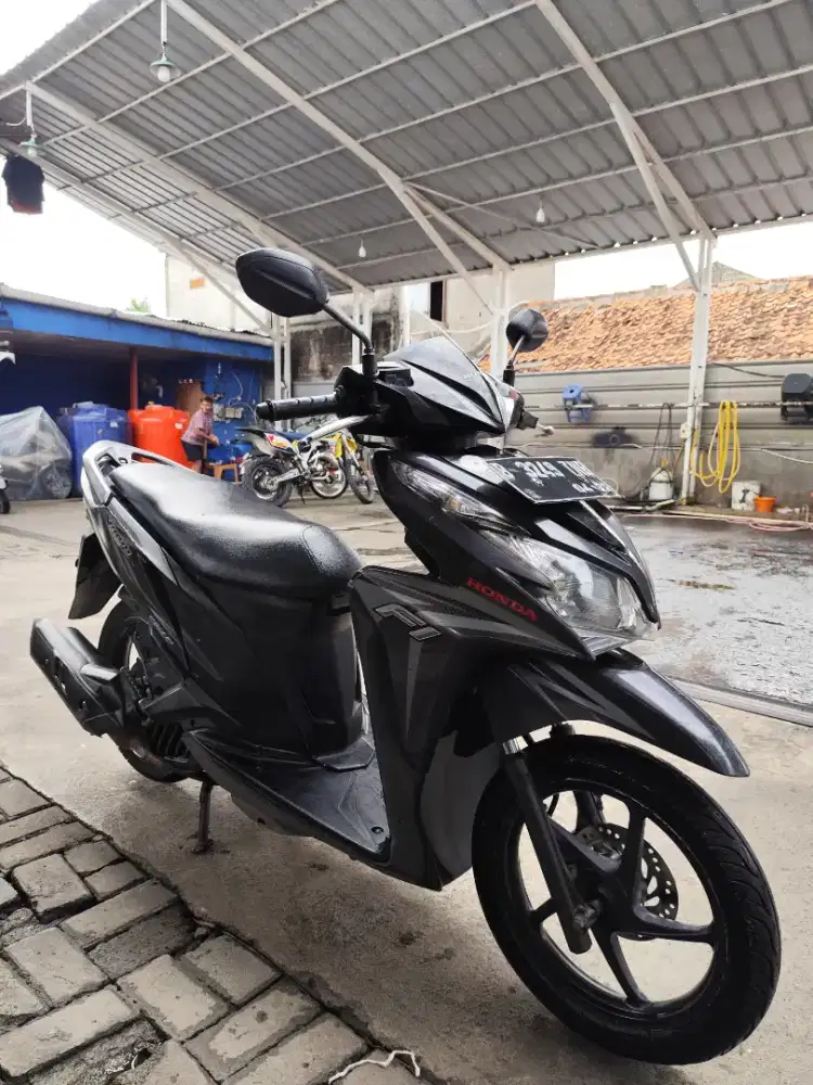 HONDA VARIO 125 FI KZR ORIGINAL SURAT LENGKAP FAKTUR ADA