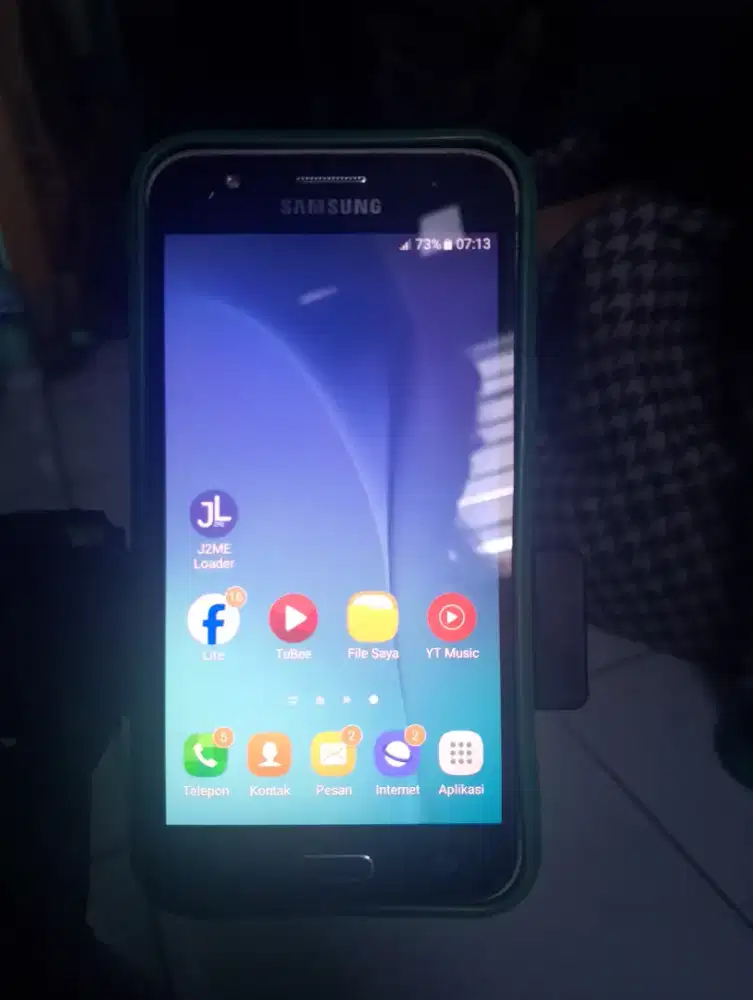 Samsung galaxy j5 2015