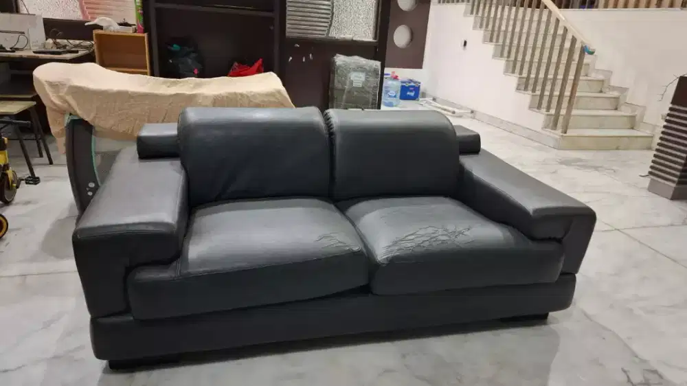 1 SET SOFA MEWAH INFORMA Beli 13.5jt
Jual Murah 5.5jt