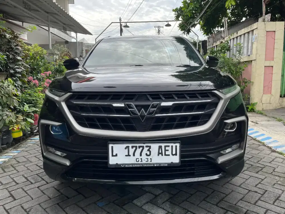 Wuling Almaz 1.5 Lux Ex 5 seater hitam 2020 Sunroof