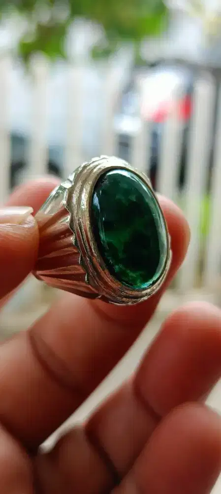 Cincin BATU BACAN
