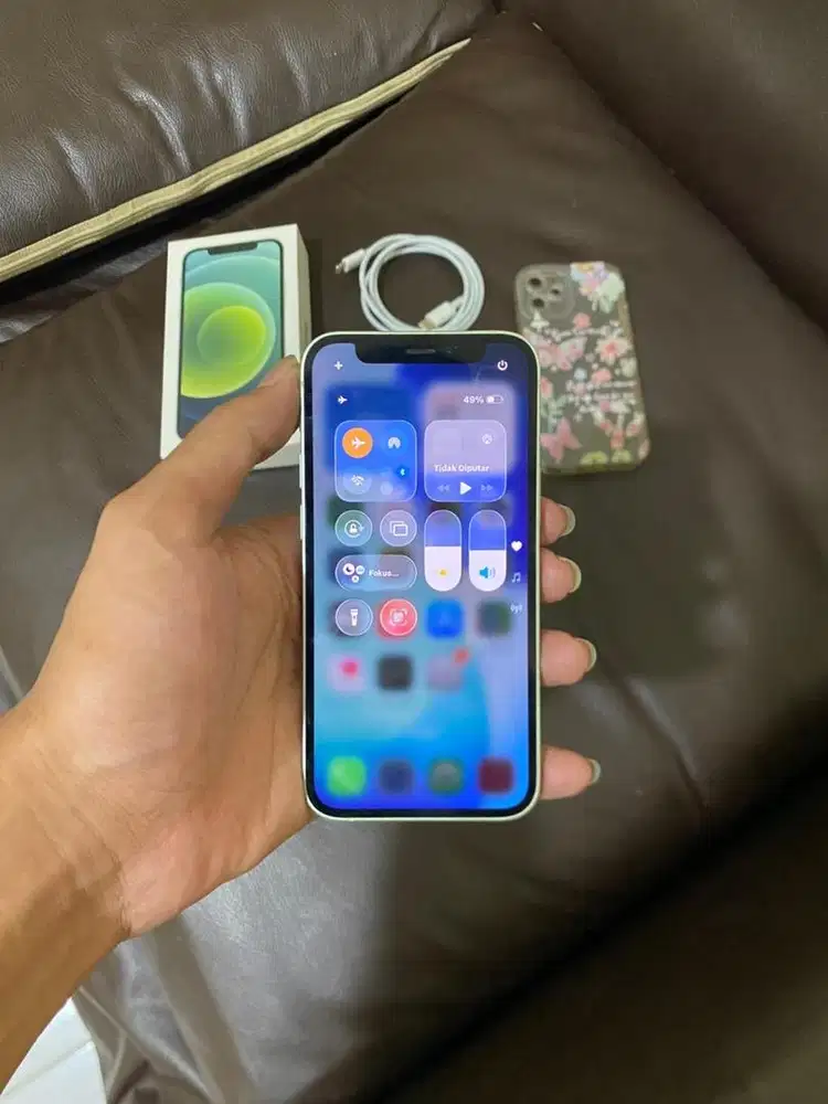 12 mini 64gb alloprator