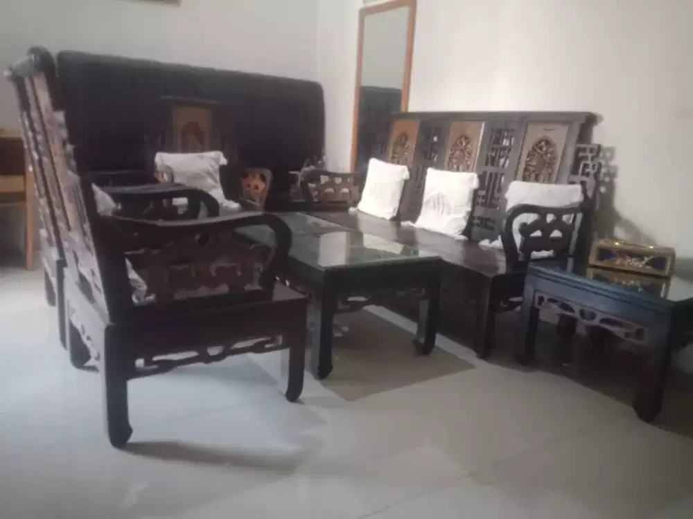 Kursi dan meja ruangtamu jati