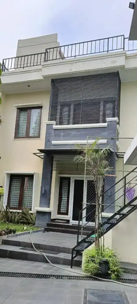 Jual Rumah Bagus 3 Lt Gading Indah
Kelapa Gading Jakarta Utara