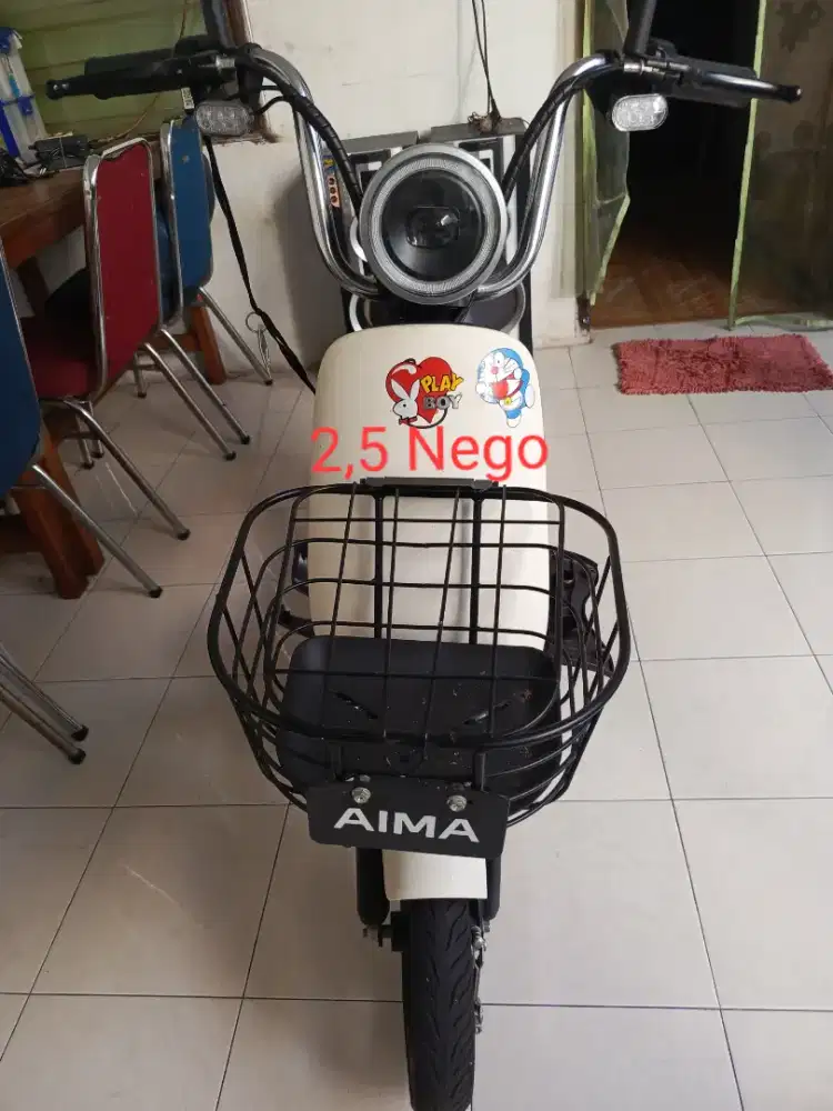 Dijual cepat sepeda listrik merk Aima Love.