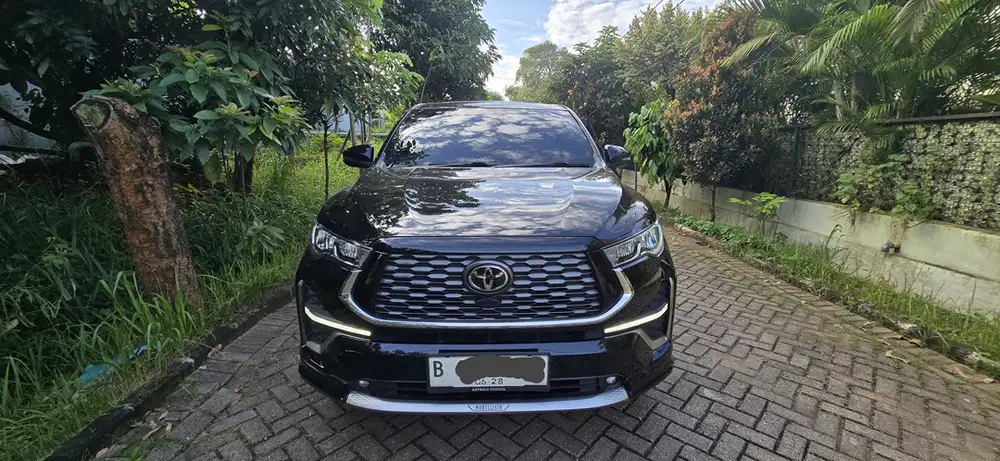 Toyota Kijang Innova 2023 Hybrid