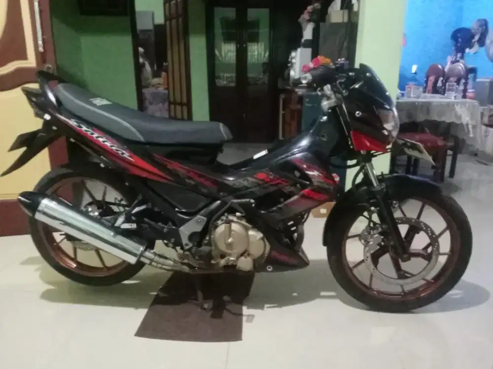 Dijual Suzuki Satria FU thn 2013, mulus komplit pajak panjang