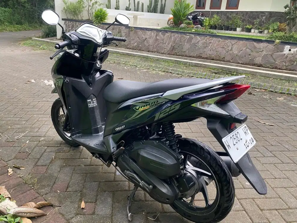 Vario KZR 2013 CBS ISS biru Langka