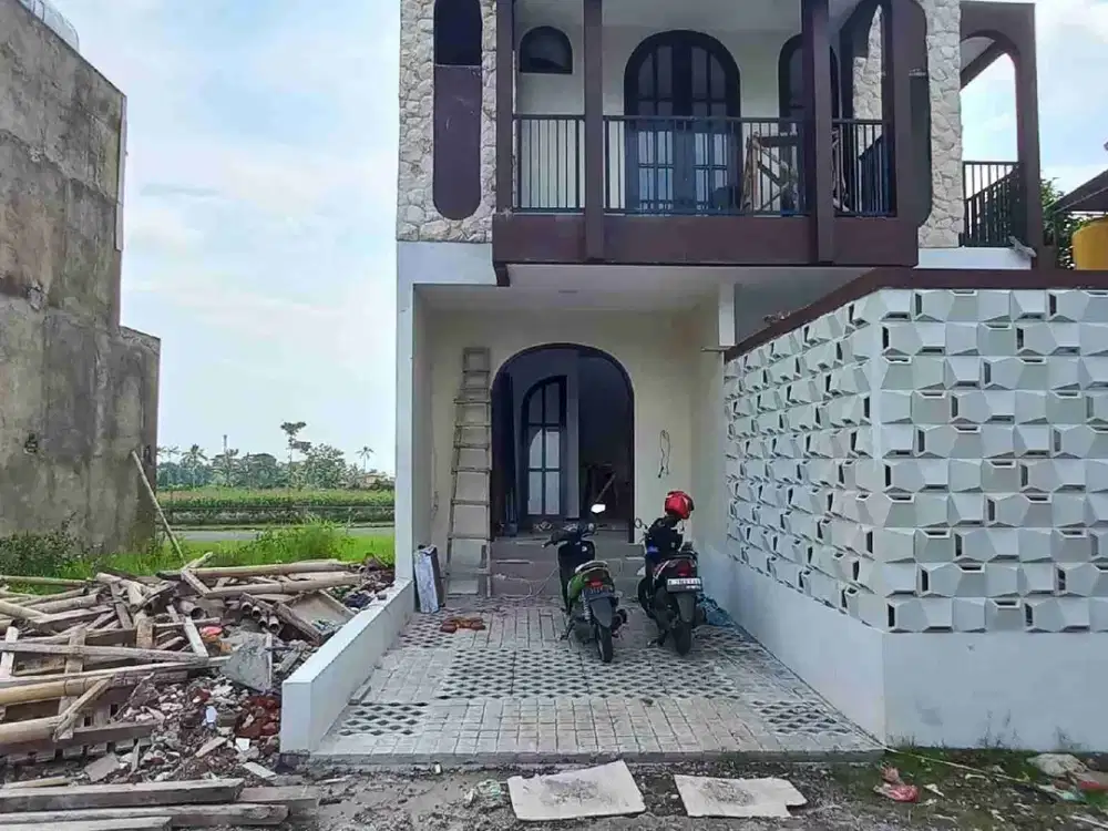 Villa premium dekat jalan raya Batu Malang