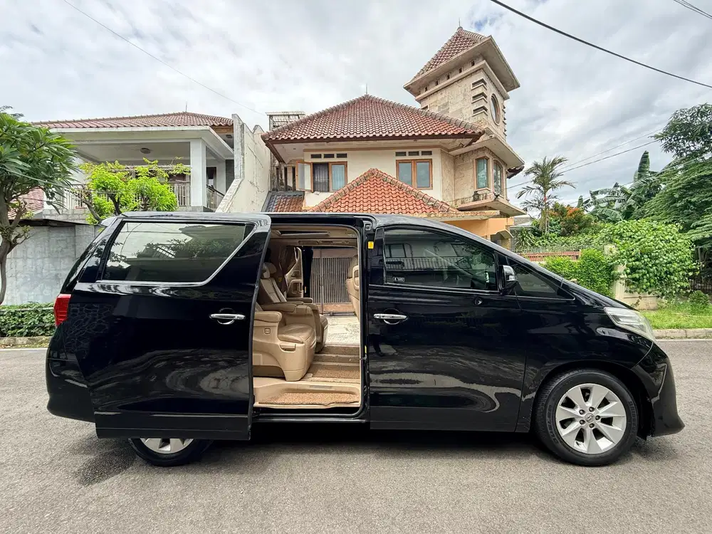 Toyota Alphard 2014 Bensin