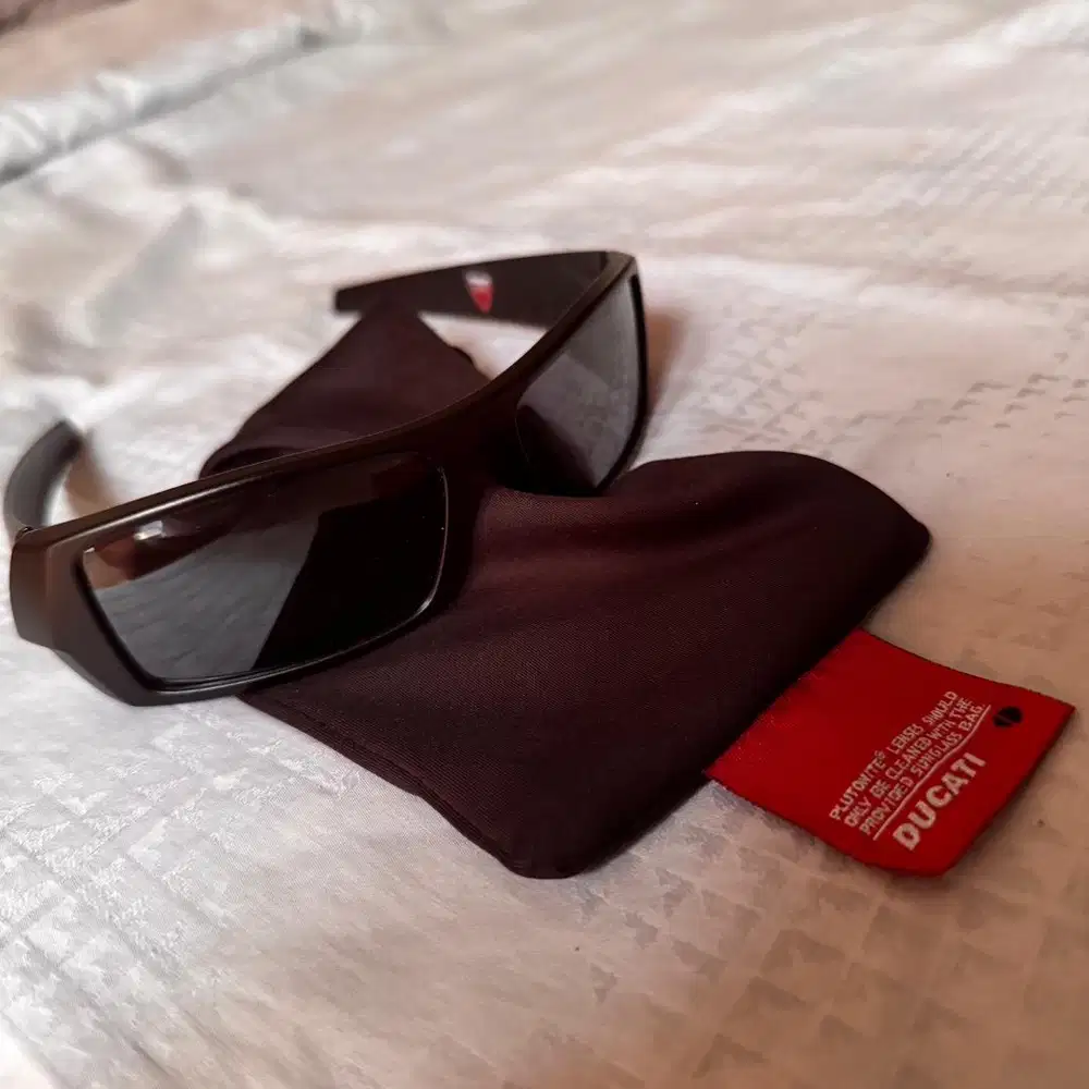 Jual Oakley Gascan Ducati Limited