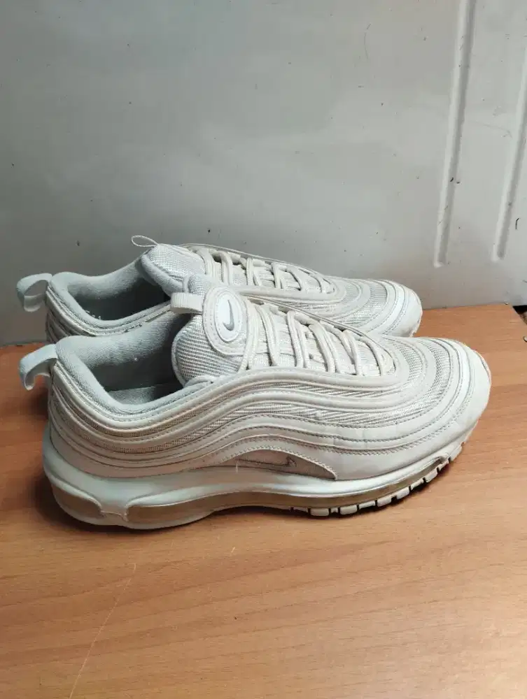 Sepatu Running Nike Air max 42