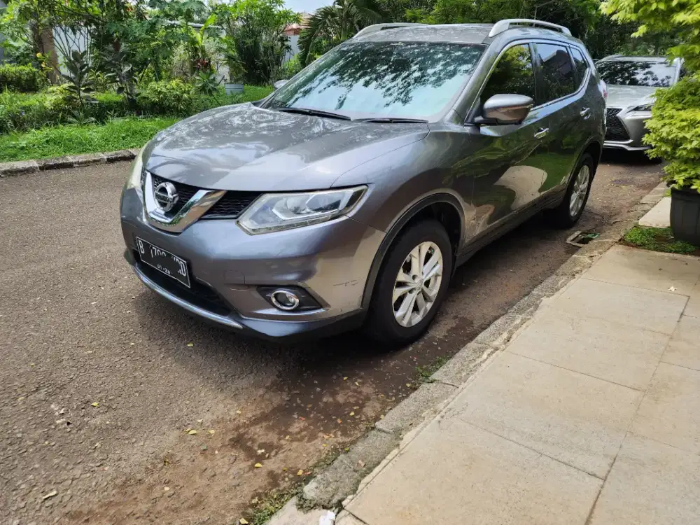 Nissan X trail 2.0 2015