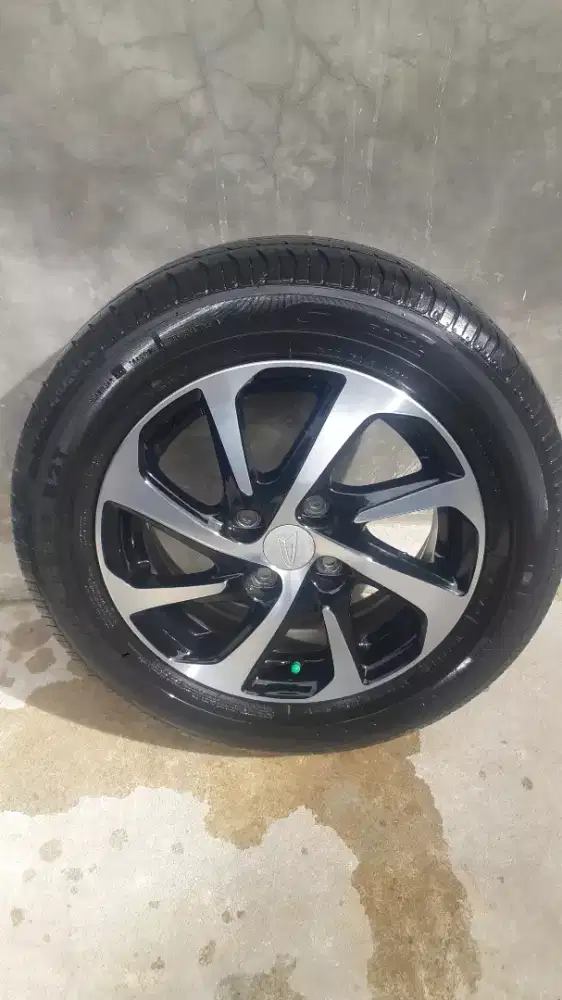 Velg rac daihatsu ayla ori r14 + ban