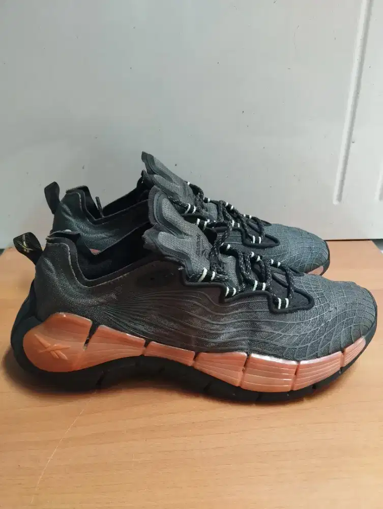 Sepatu Running Reebok Zig Kinetica 2 40-41