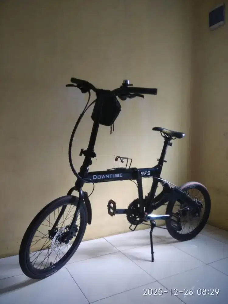 Sepeda lipat Down Tube 9FS