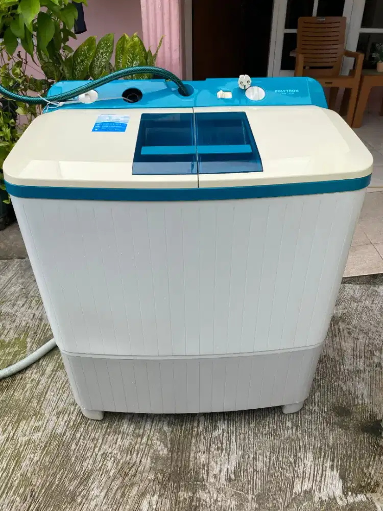 Mesin cuci Polytron 2 tabung 8kg