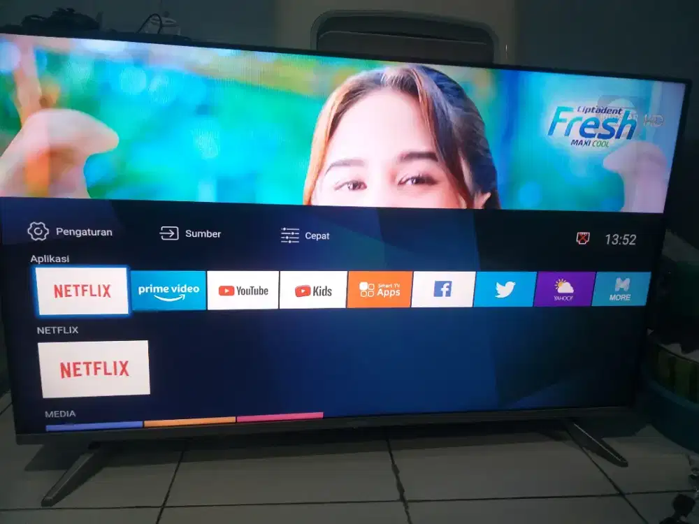 Smart tv coocaa 40 inch digital