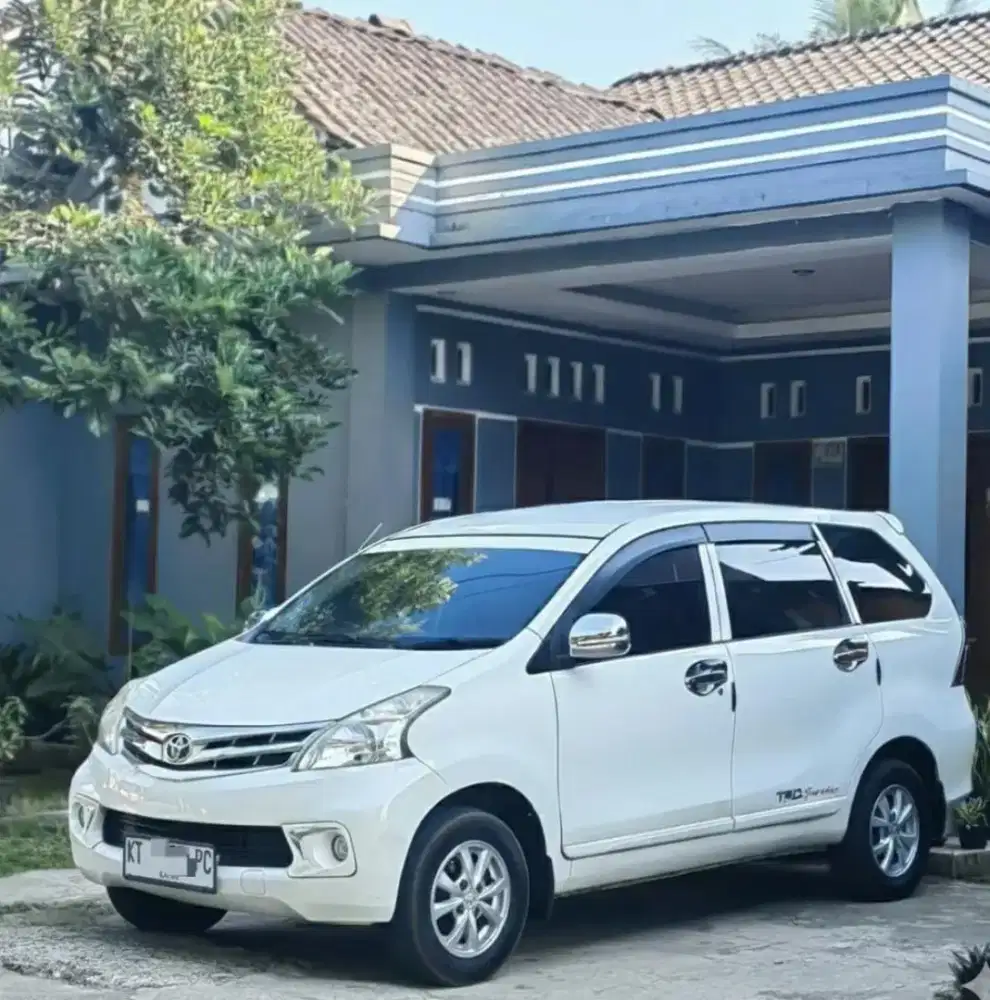 Avanza type G 1.3 THN 2015 ( edisi butuh dana untuk renovasi rumah )