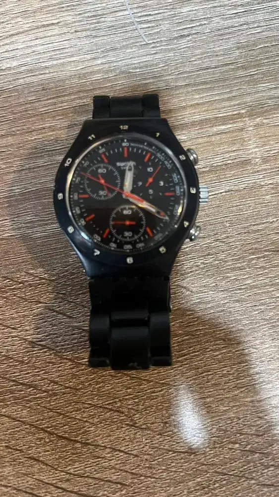 Jam tangan cowo swatch