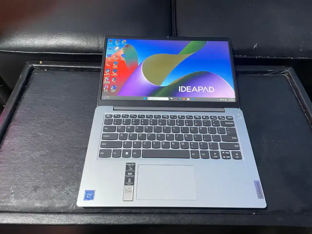 Terima jual beli laptop bekas macbook iPad tablet rusak atau matot