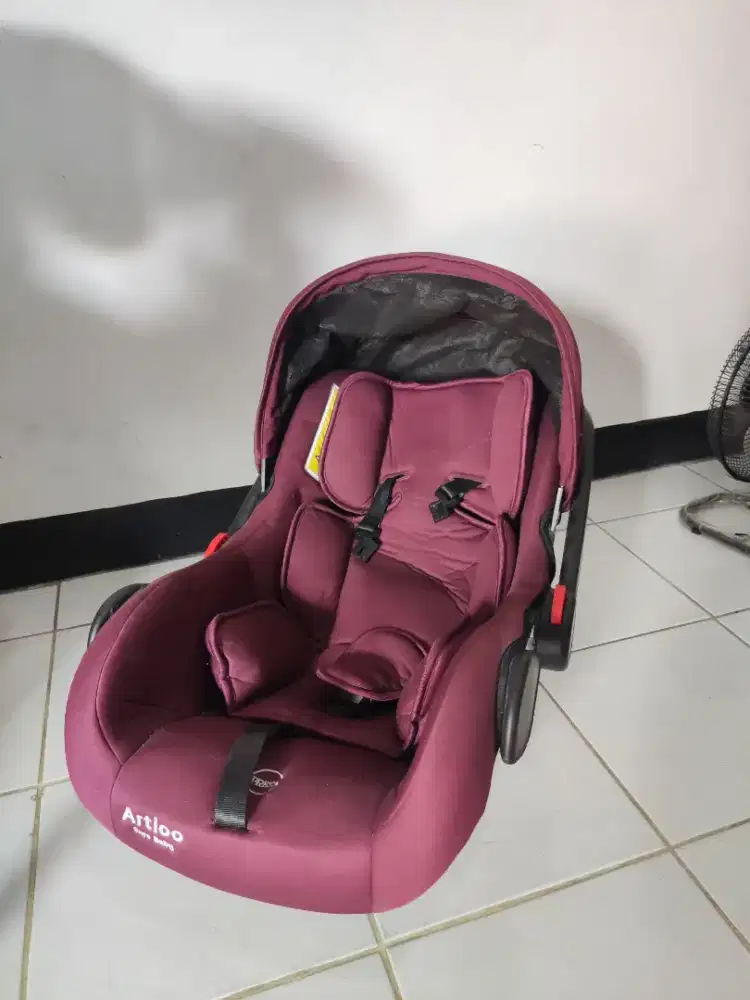 Kursi bayi Artioo carrier seat car