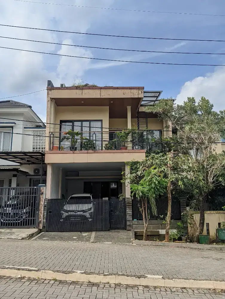 Rumah siap huni 2 lantai di Kiara residences Atang Sanjaya Bogor barat