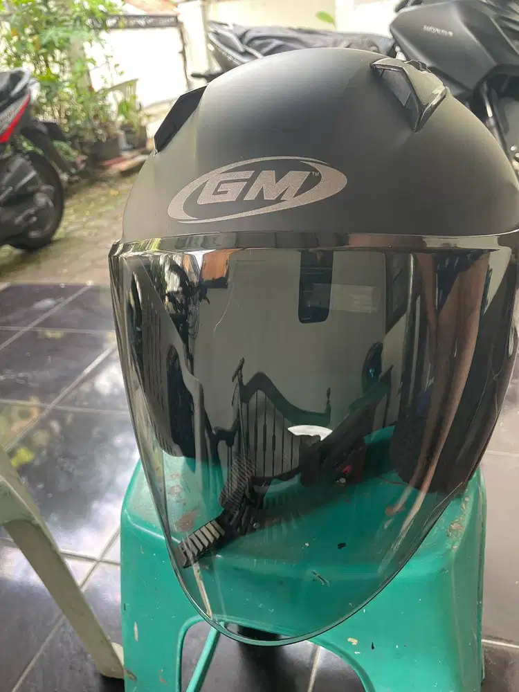 Helm GM G1 hitam doff jarang pakai