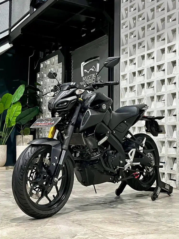 Yamaha Naked MT15 2019. Odo 14rb. DANNY Mustika Motor Sulfat Malang