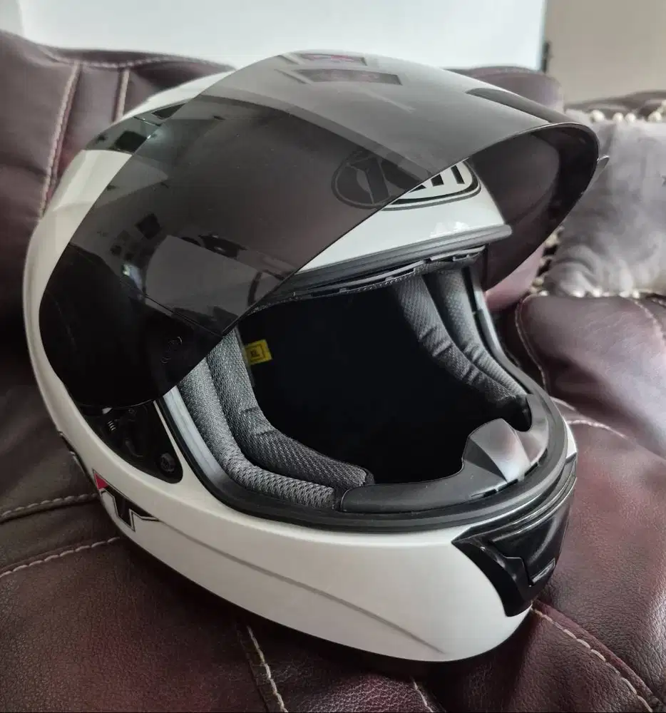 Helm KYT R10 Solid White - XL
