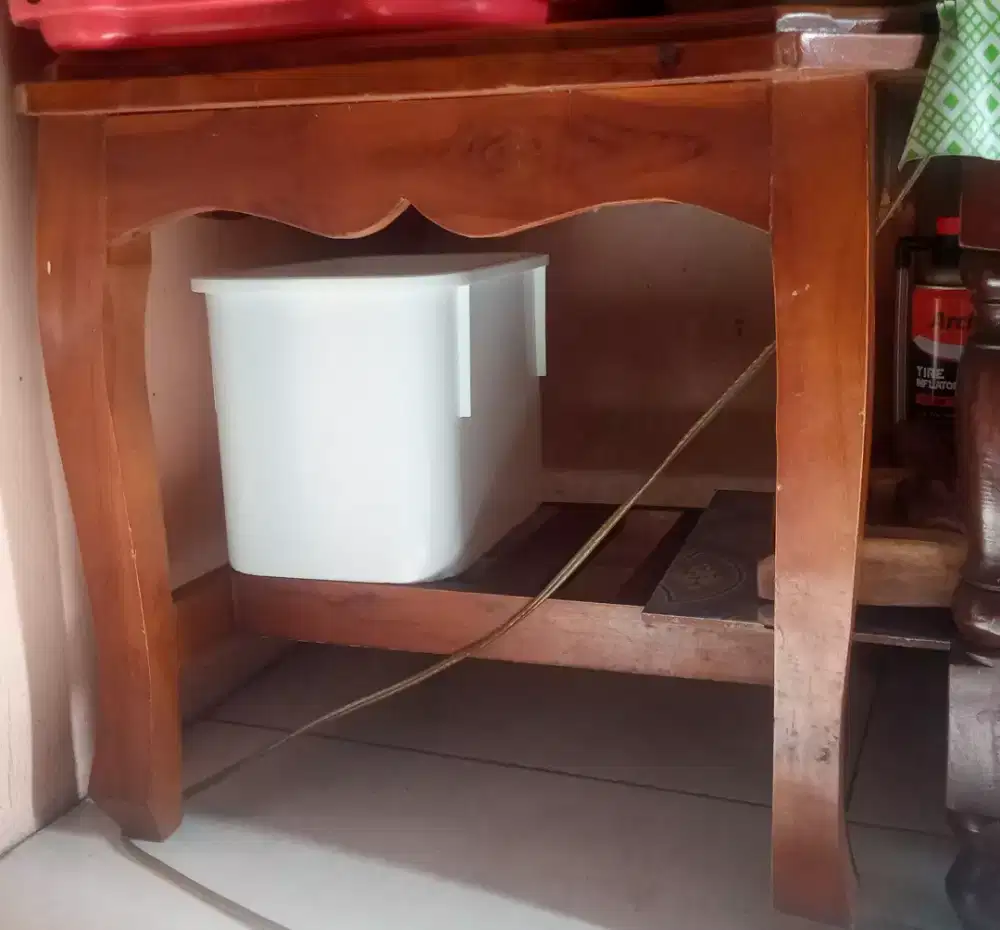 Meja sudut jati asli