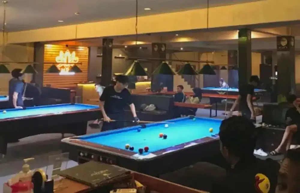 LOWONGAN KERJA BILLIARD & CAFE