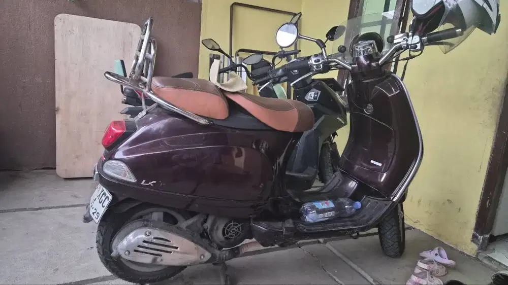 Dijual vespa lxv 150cc