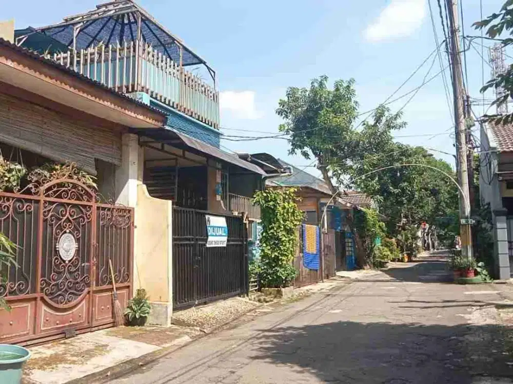 Jual Rumah Tingkat di perum Vila cinere hijau 2 meruyung Limo Depok luas 90 m2