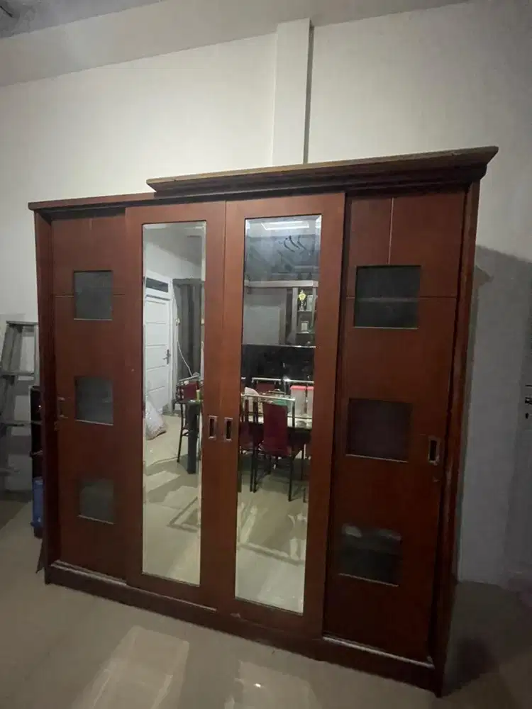 Di jual lemari berkualitas