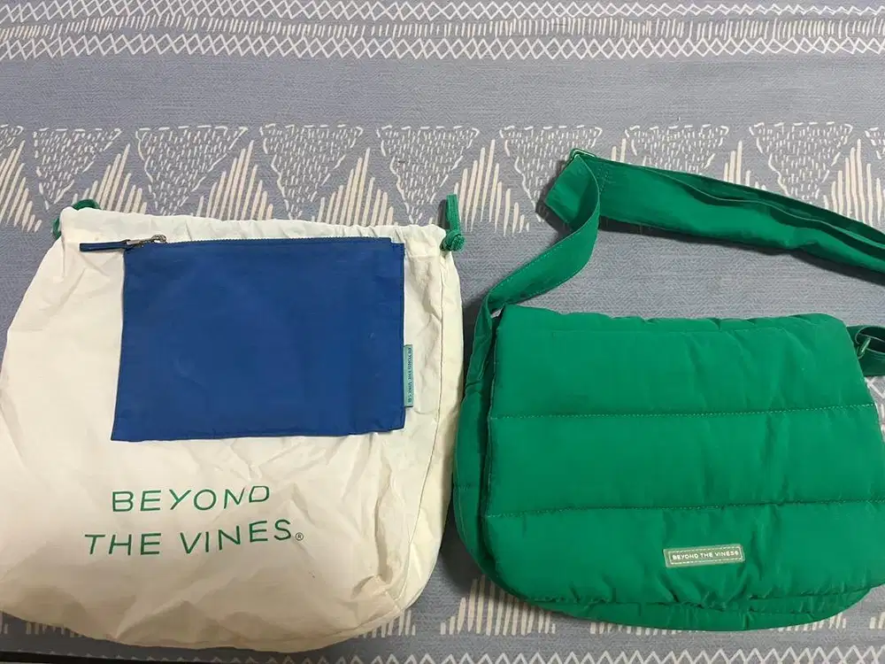 btv poofy bag ori, best condition