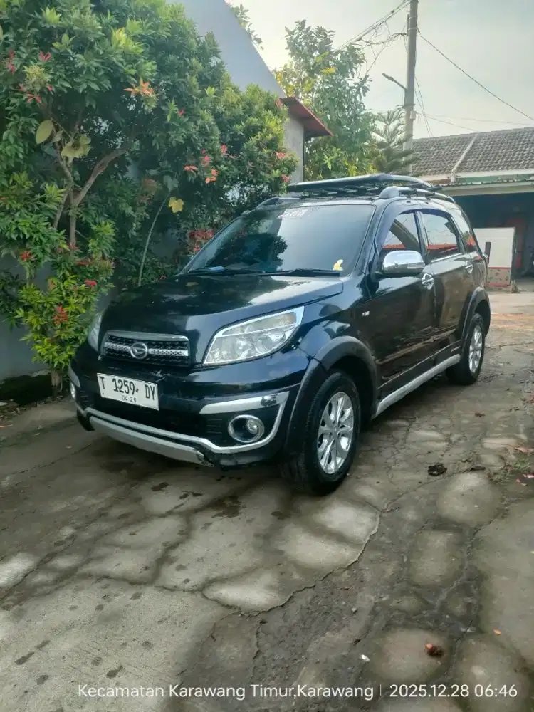 Kes 115 jt Daihatsu Terios Tx Adventure manual 2014 pajak panjang