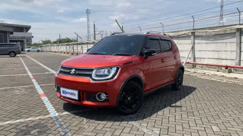 DP Rendah  7JT - Suzuki Ignis 1.2 GX Bensin-AT 2018 Merah