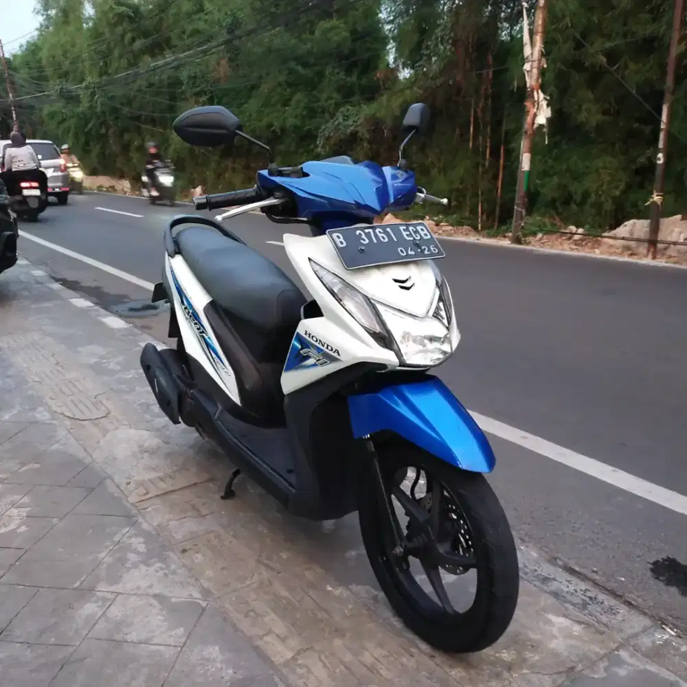 Honda Beat ESp 2015 Bagus lengkap
