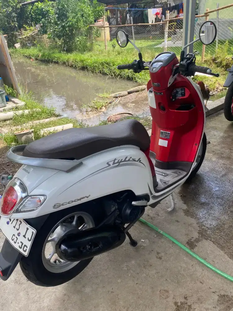 Scoopy tahun 2020 lengkap isi