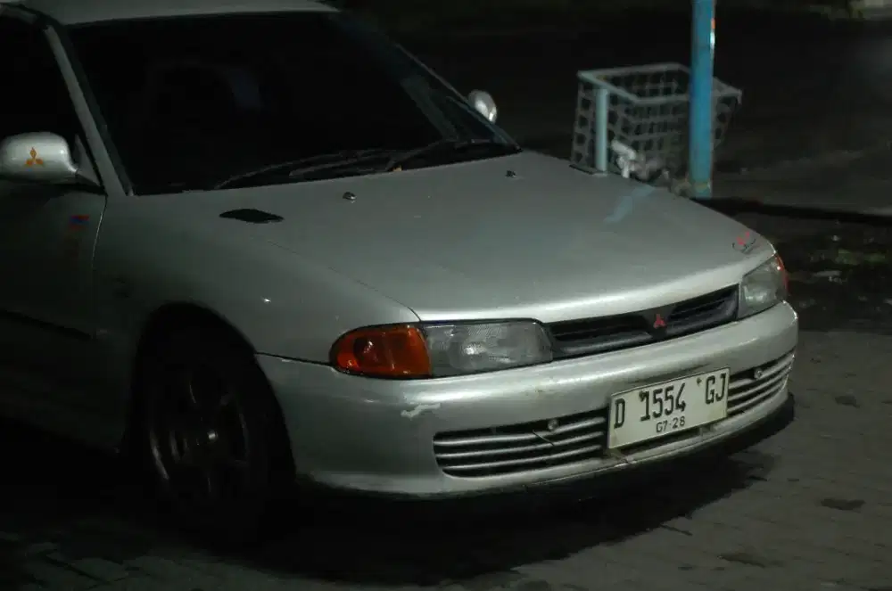 MITSUBISHI LANCER 1993