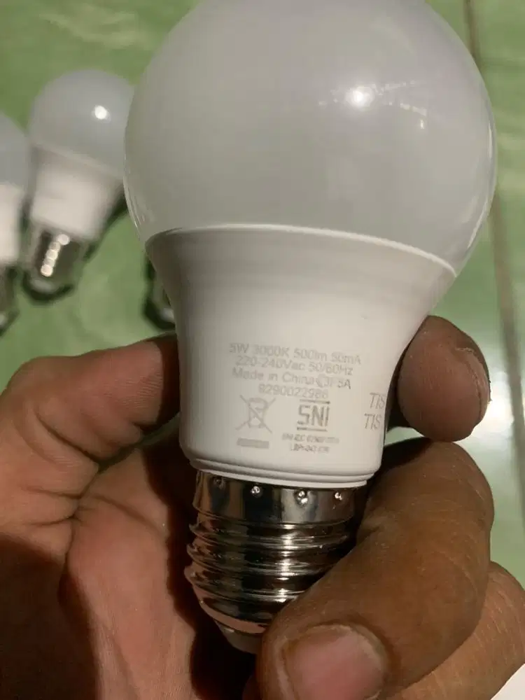 Lampu philips kuning