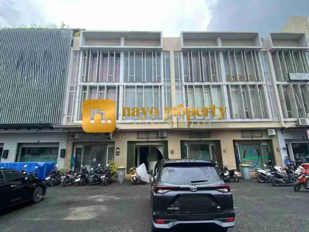 Ruko Bagus Siap Pakai Lokasi Paling Strategis di Grand Wisata Bekasi