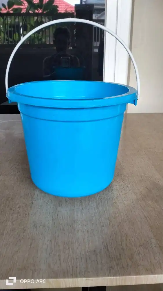 Ember Lion Star Warna Biru