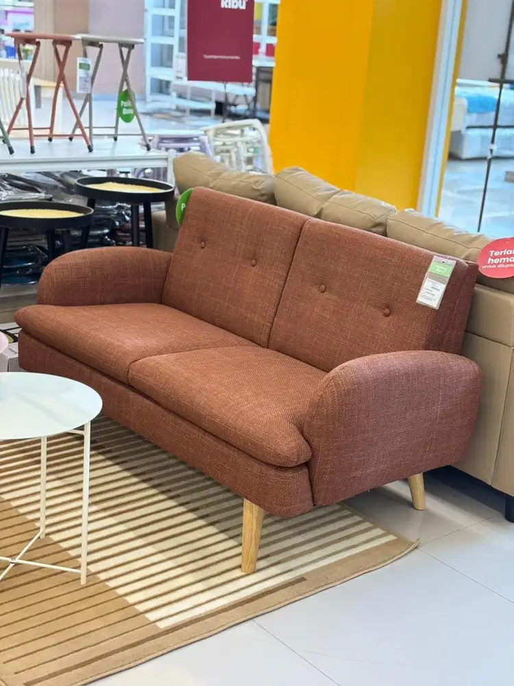 Sofa 2 seat terbaru bisa cicilan