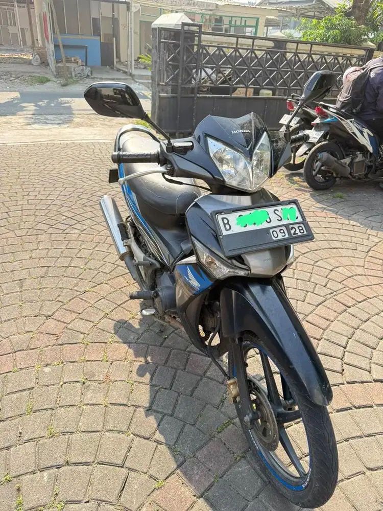 Supra X 125 tahun 2010
