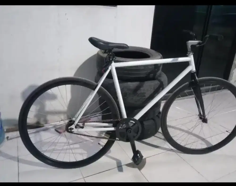 Sepeda fixiee nominus
