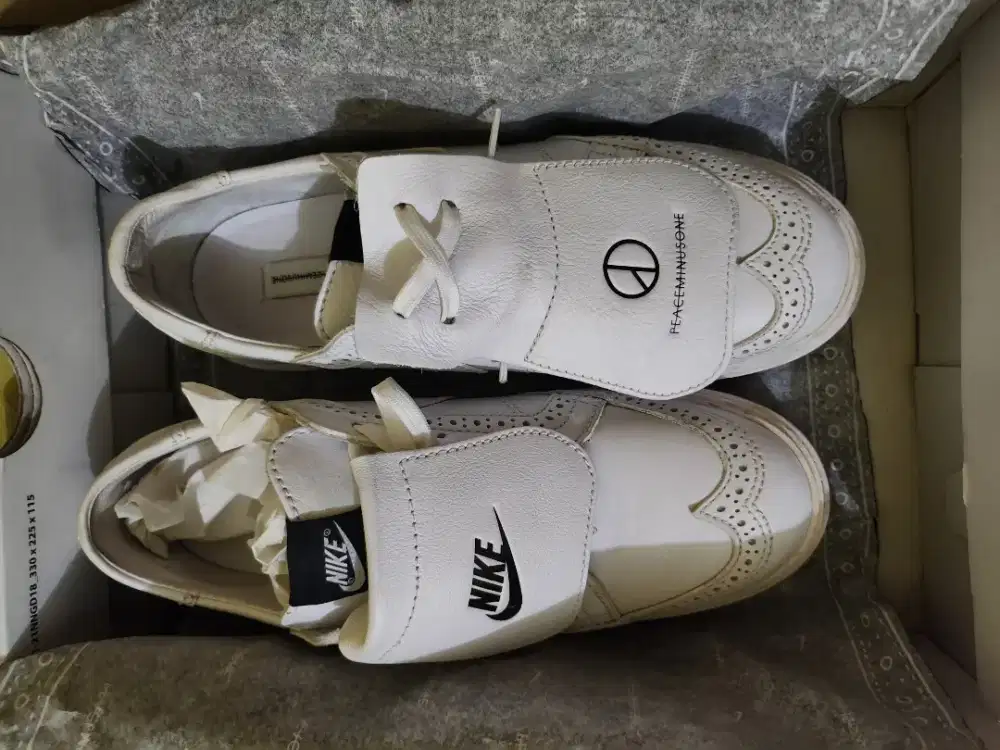 Jual Sepatu Sneakers NIKE Kwondo 1 x Peaceminusone G‑Dragon (White)