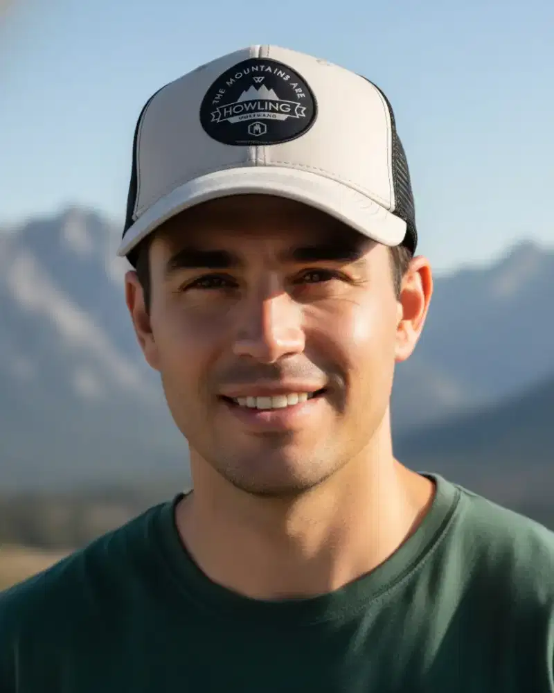 Topi Trucker Logo Gunung Original Second Warna Cream Hitam